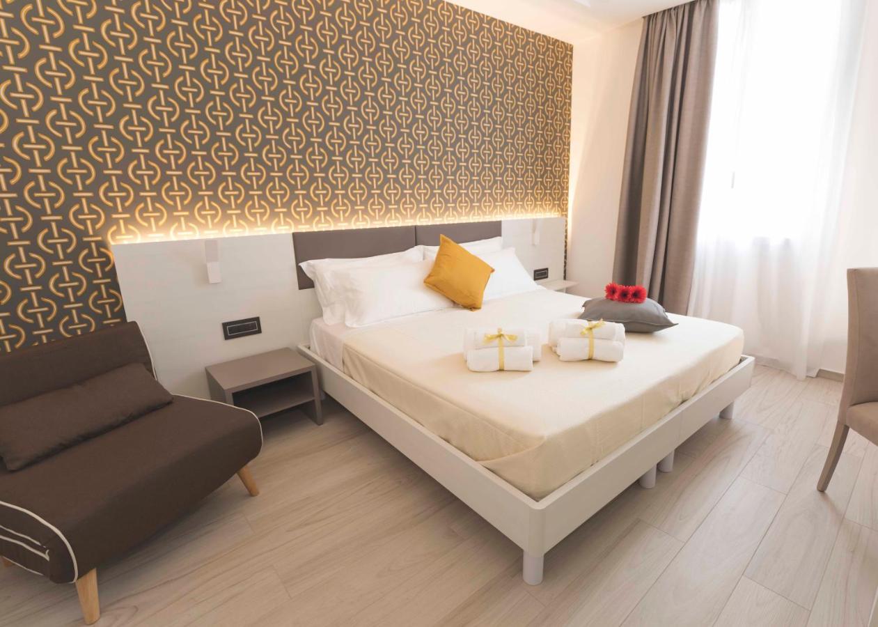 シラクーサ タリヤ ラグジュアリー ルームズ Bed & Breakfast エクステリア 写真