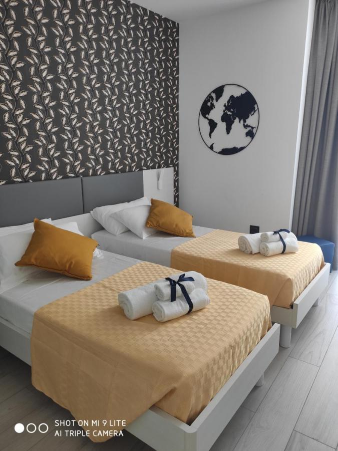 シラクーサ タリヤ ラグジュアリー ルームズ Bed & Breakfast エクステリア 写真